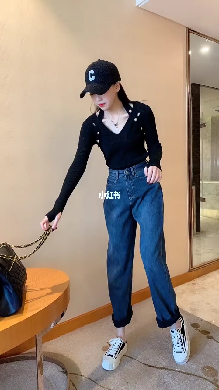 牛仔裤好搭配吗_牛仔裤好看吗_最好看的牛仔裤