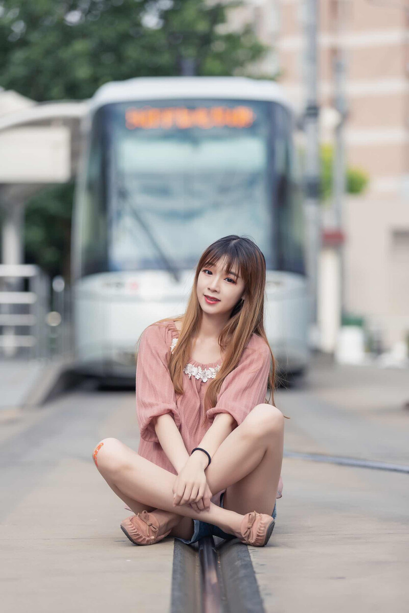 5个动漫女孩电车_电车女孩_最终痴汉电车动画