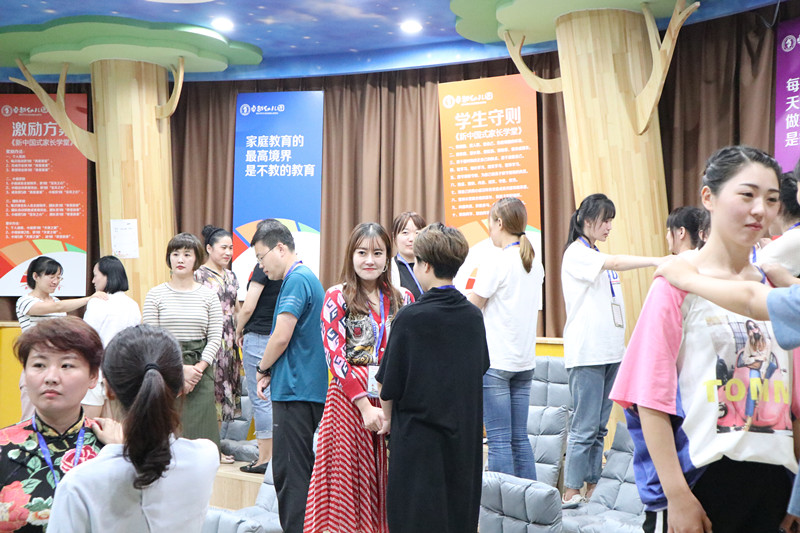 社区青年汇新青年学堂_学堂汇聚最优质的教育内容_汇学堂
