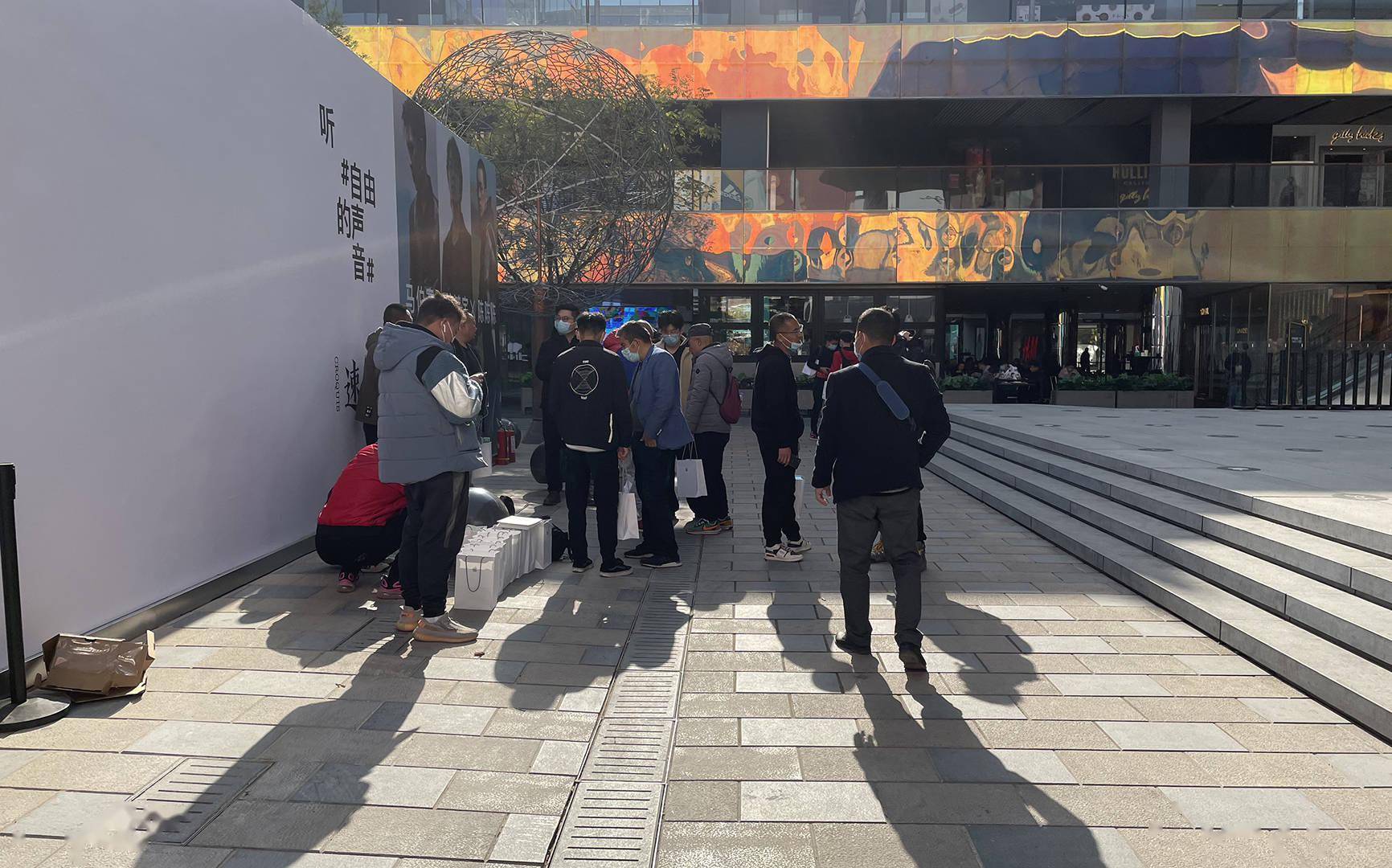 迪卡侬门事件怎么回事_迪卡侬门事件_南京迪卡侬安德门