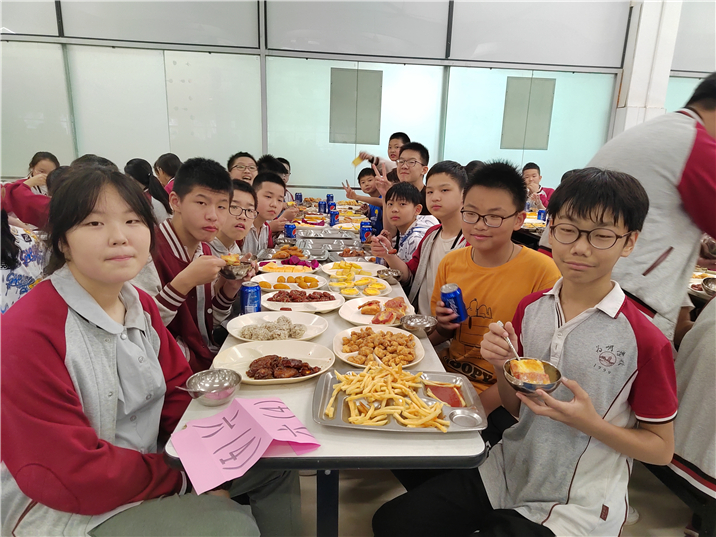 日历月是什么意思_日历月份英文_5月日历