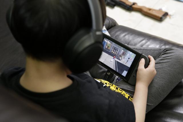 sony游戏中国官网_sony手机_sony华盖游戏手机