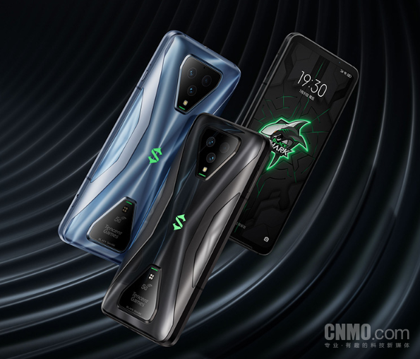 2000打游戏手机_打手机游戏挣钱_2500手机主打游戏