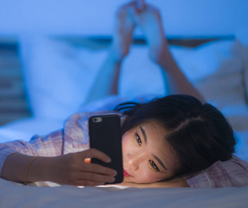 可以玩游戏的手机网站_不用玩网也能玩的游戏手机_可以玩网络游戏的手机软件