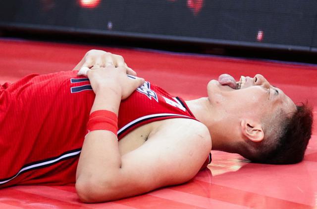 nba手机游戏战绩_nba手机小游戏_手机版nba游戏