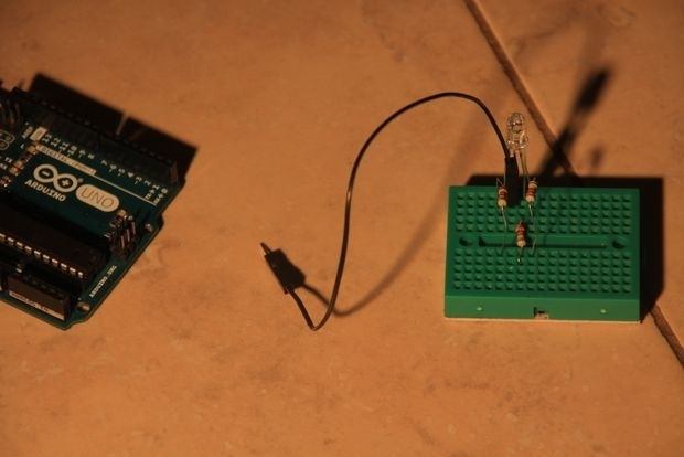 arduino玩手机游戏_玩手机游戏的好处_玩手机游戏的危害