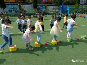 幼儿园小班平衡游戏,趣味游戏乐翻天
